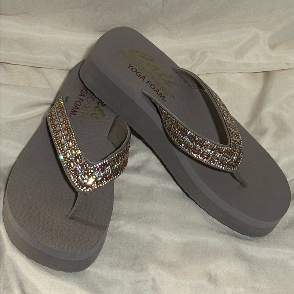 Skechers Women's Tan Beaded Sandals